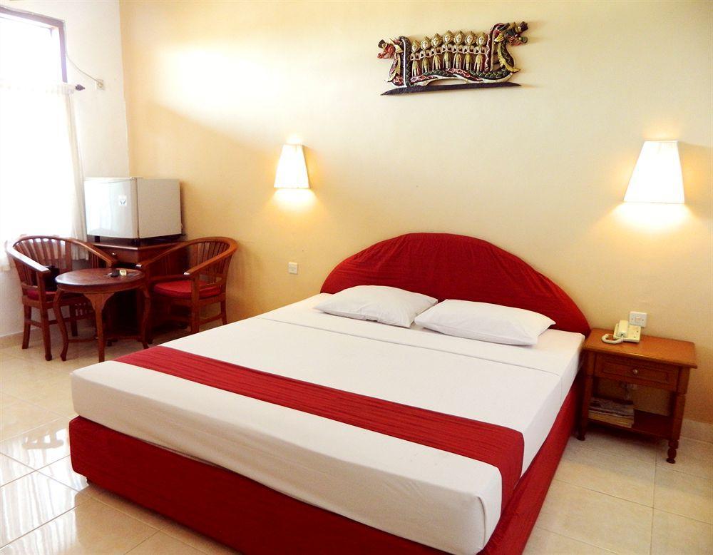 Hotel Ratna Kuta Lombok Exteriör bild