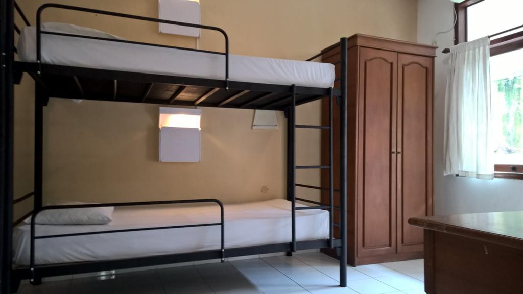 Hotel Ratna Kuta Lombok Exteriör bild