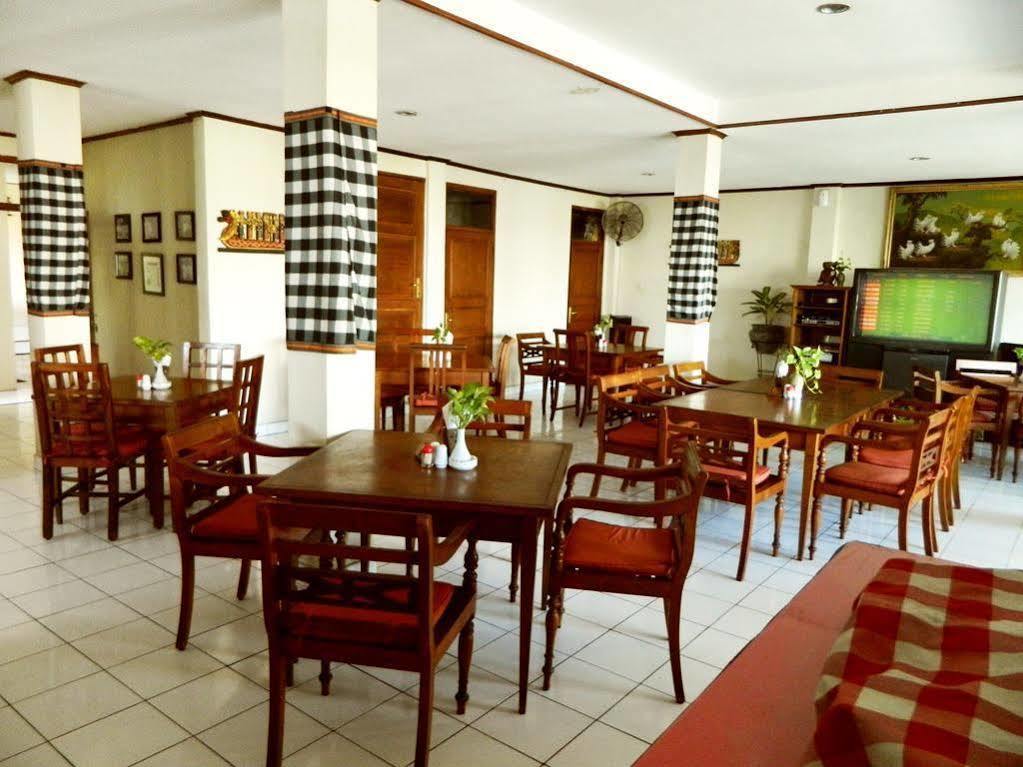 Hotel Ratna Kuta Lombok Exteriör bild